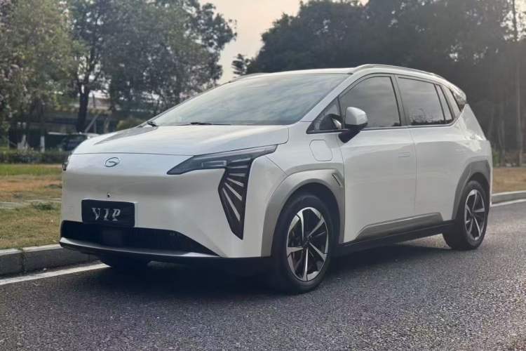 Used AION Y 2023 Plus 510 Smart Edition