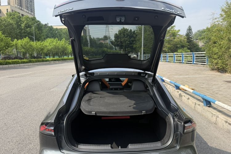 Used CHANGAN UNI-V 2024 1.5T Prestige Sport Edition Interior 5