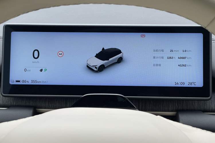 Used Nio ES6 2024 75 kWh Odometer Close Up