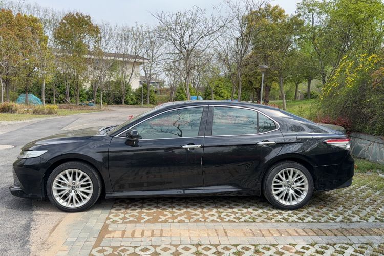 Used Toyota Camry 2019 2.5G Luxury Edition China VI Standard Exterior 5