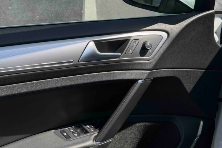 Used Volkswagen Golf 2020 Zhiai Edition 280TSI DSG Comfort Model Interior 5