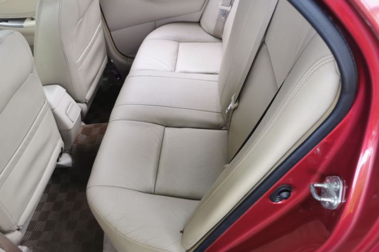 Used Toyota Corolla EX 2013 1.6L Automatic Luxury Edition
