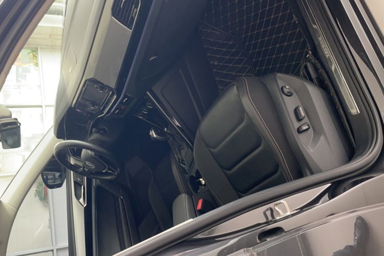 Used Volkswagen Tayron 2019 Teramont Edition 280TSI Two-Wheel Drive Luxury Model China VI Standard Interior 3