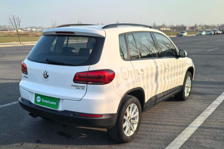 Used Volkswagen Tiguan L 2017 300TSI Automatic Two-Wheel Drive Silk Road Comfort Edition
