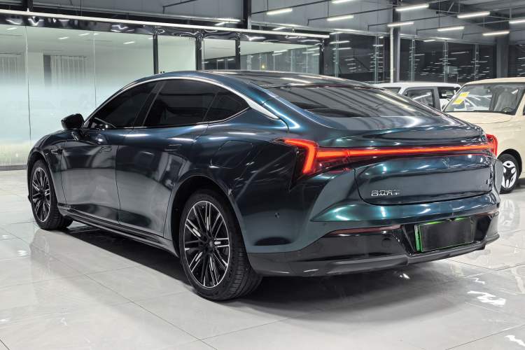 Used NETA S 2022 Extended-Range Version 1160 km Range Rear-Wheel-Drive Compact Edition
