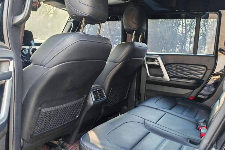 Used BAIC Off-Road BJ40 2023 2.0T Automatic Four-Wheel Drive Urban Hunter Edition Chivalrous Type
