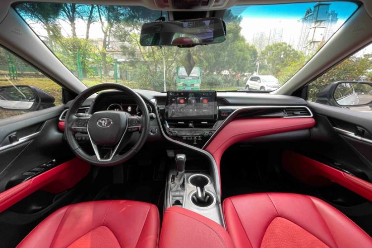 Used Toyota Camry 2022 2.5S Knight Edition Interior 1