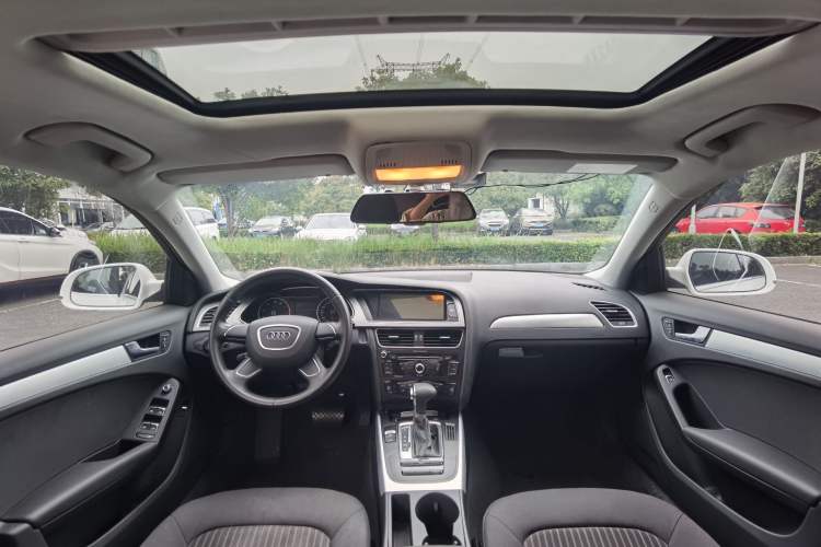 Used Audi A4L 2016 30 TFSI Collector's Edition Automatic Comfort Model
