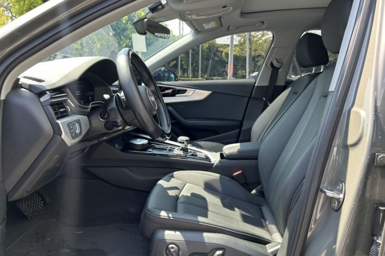 Used Audi A4 2023 Avant 40 TFSI Fashionable and Dynamic Model
