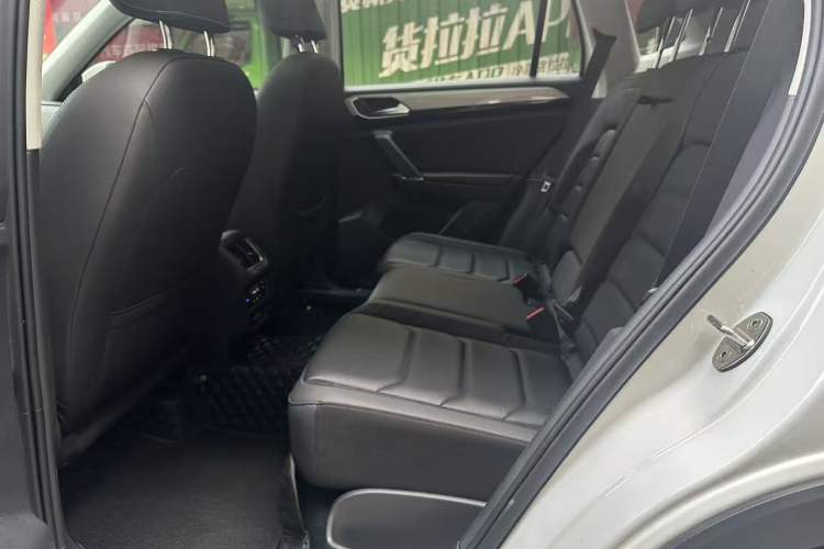 Used Volkswagen Tayron 2022 280TSI Two-Wheel Drive Luxury Smart Connectivity Version