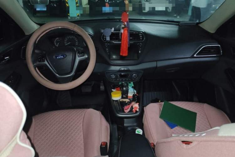 Used Ford Escort 2015 1.5L Automatic Fashion Model
