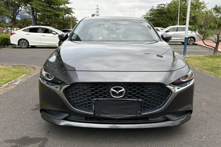 Used Mazda 3 Axela 2020 1.5L Automatic ZhiMei Edition Exterior 7