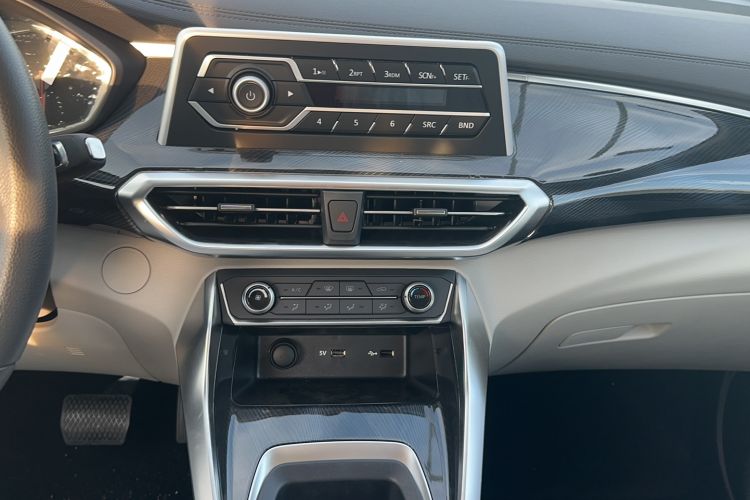 Used SAIC MAXUS G50 2024 1.5T Dragon Soars Everywhere Edition
