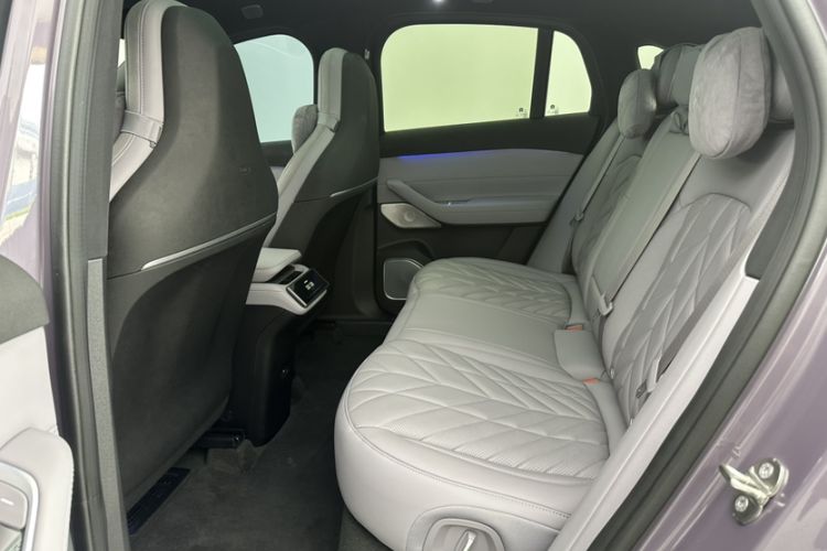 Used Nio EC6 2025 75 kWh Interior 4