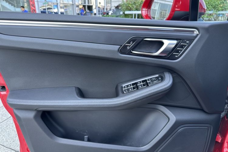 Used Porsche Macan 2021 Macan 2.0T