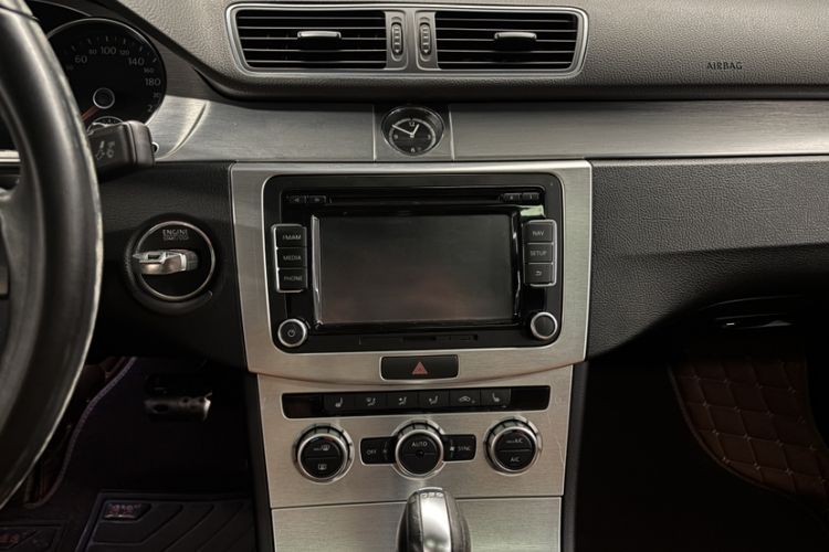 Used Volkswagen FAW-Volkswagen CC 2013 2.0 TSI Ultimate Model Interior 1