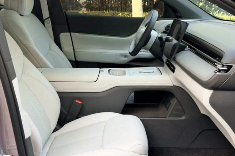 Used XPeng G6 2025 625 Long-Range Max Tech Edition
