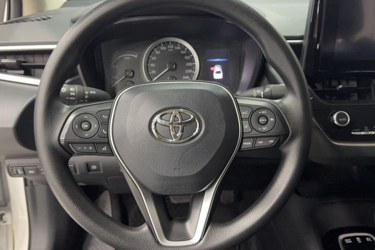Used Toyota Corolla 2022 Dual-Motor 1.8L E-CVT Pioneer Edition
