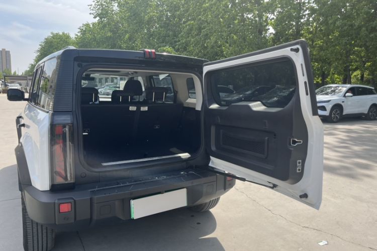 Used iCAR 03 2024 401km Two-Wheel Drive Standard Advanced Version Interior 5