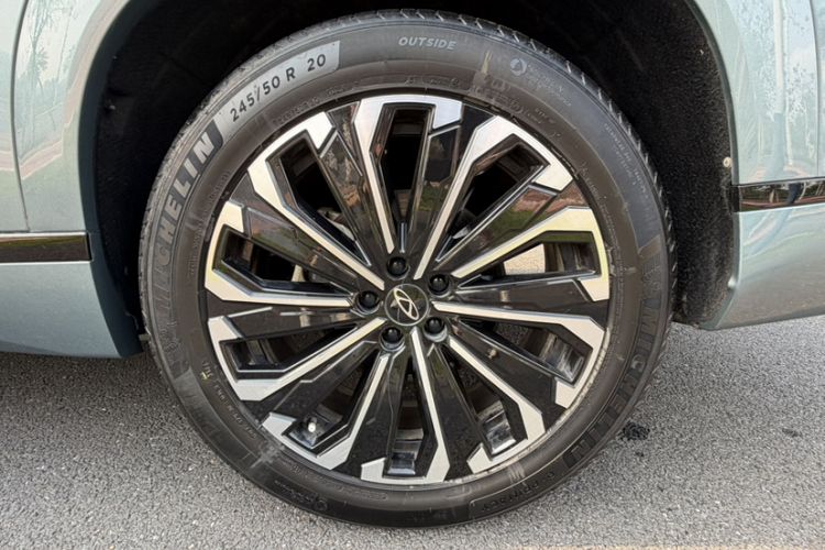 Used Chery Tiggo 9 2023 2.0T Dual-Clutch Two-Wheel Drive Prestige Version 5 Seats Exterior 5