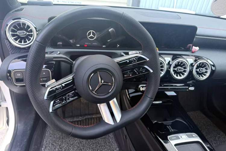 Used Mercedes-Benz A-Class 2025 A 200 L Fashion Model