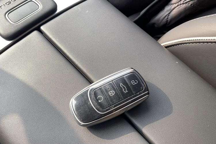 Used Chery Tiggo 9 2023 2.0T Dual-Clutch Two-Wheel Drive Leading Edition 5 Seats