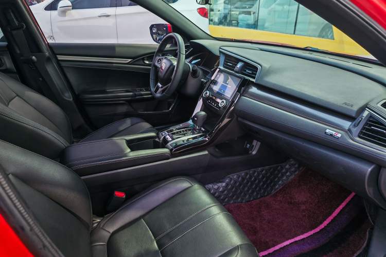 Used Honda Civic 2021 HATCHBACK 220TURBO CVT New Trendsetter