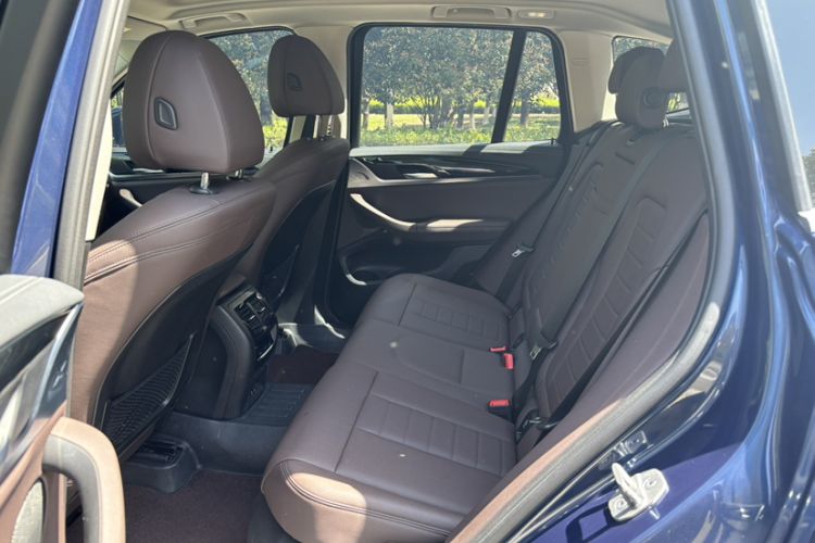 Used BMW X3 2021 xDrive25i M Sport Package Interior 7