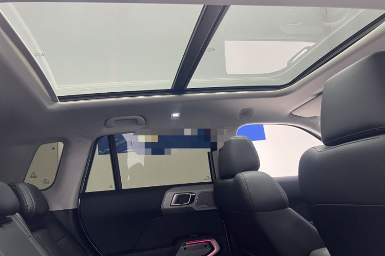 Used Formula Leopard Titanium 3 2025 501KM All-Wheel Drive Intelligent Driving Ultra Version
