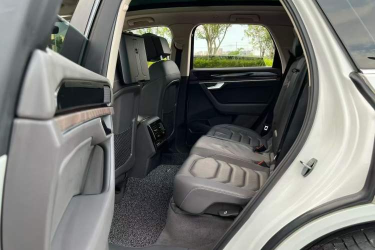 Used Volkswagen Touareg 2019 3.0 TSI RuiFeng Edition China V Standard
