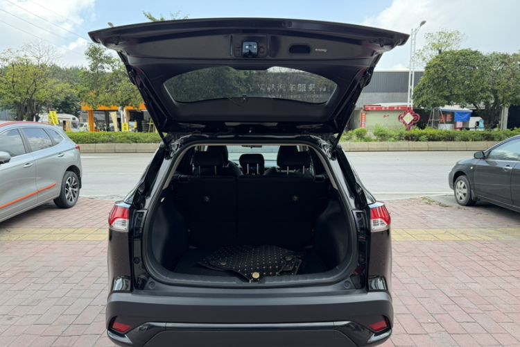 Used Toyota FRONTLANDER 2022 2.0L CVT Leading Edition Trunk