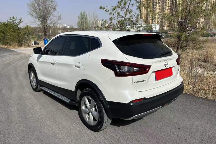 Used Nissan Qashqai 2023 Classic 2.0L CVT XV Comfort Edition
