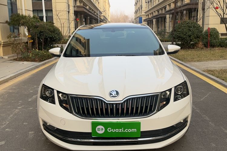 Used Skoda Octavia 2019 TSI230 DSG Luxury Edition
