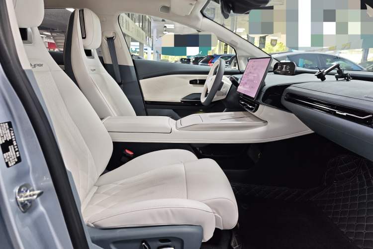 Used Hyptec GT 2023 710 Rear-Drive Supercharge Max Edition Interior 1