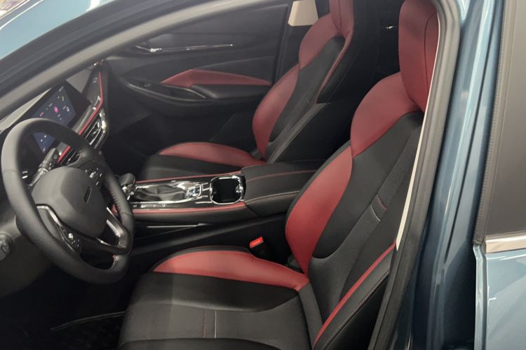 Used CHANGAN OSHAN X5 2021 Revised Version 1.5T DCT Luxury Edition