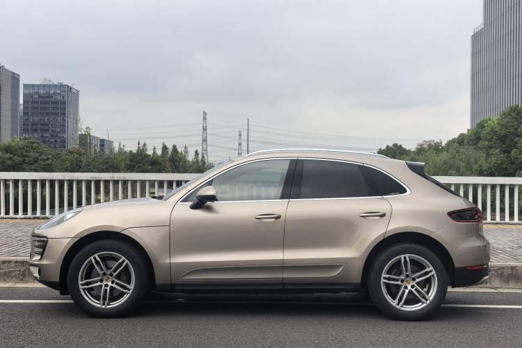 Used Porsche Macan 2017 Macan 2.0T