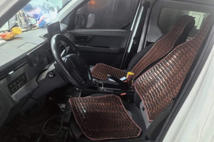 Used Farizon Xingxiang V 2024 Star Enjoy V6E Feature Edition Xuanwu 41.055 kWh
