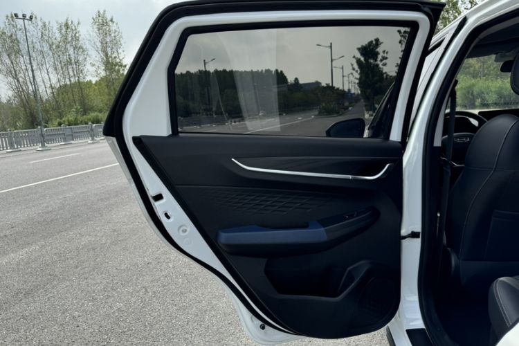 Used Geometry EX3 Kung Fu Cow 2021 Tough Bull Cow Interior 4