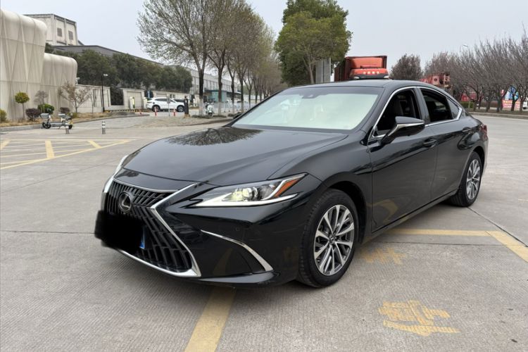 Used Lexus ES 2023 200 Excellence Edition
