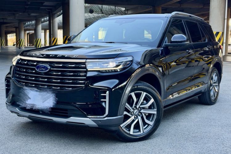 Used Ford Explorer 2023 EcoBoost 285 Four-Wheel Drive Titanium Edition 7-Seater