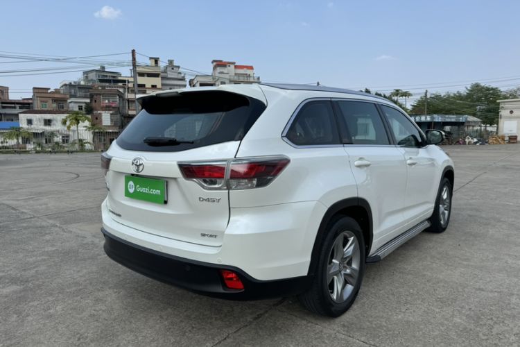 Used Toyota Highlander 2017 2.0T Two-Wheel Drive Luxury Edition 7 Seats
