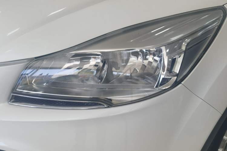 Used Ford Kuga 2013 2.0L GTDi Four-Wheel-Drive Elite Model