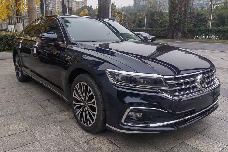 Used Volkswagen Phideon 2021 380TSI Luxury Edition