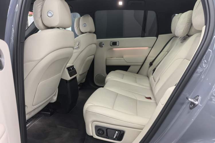 Used Li Auto L7 2025 Ultra Smart Refreshed Edition Interior 2