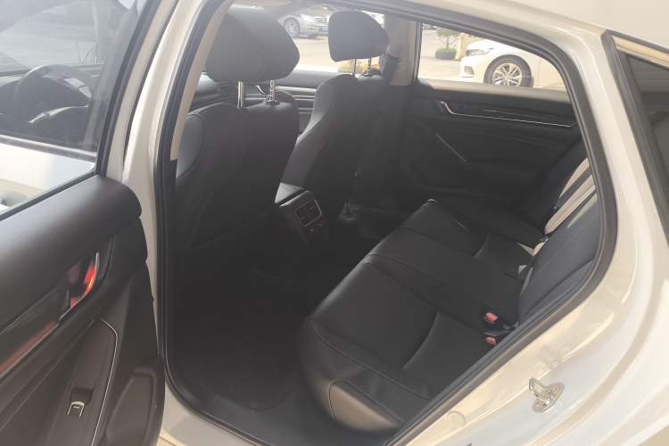 Used Honda Accord 2022 260TURBO Phantom Night · Prestige Edition
