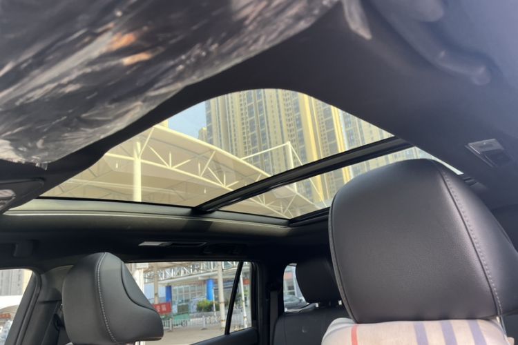 Used Toyota Crown Kluger 2022 2.5L HEV Four-Wheel Drive Luxury Edition Interior 4