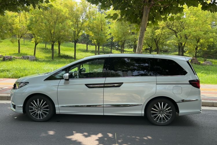 Used Honda Elysion 2024 2.0L eHEV Comfort Edition Exterior 3