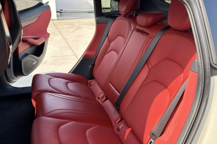 Used Xiaomi Auto SU7 2024 Rear-Drive Long-Range Intelligent Driving Version
