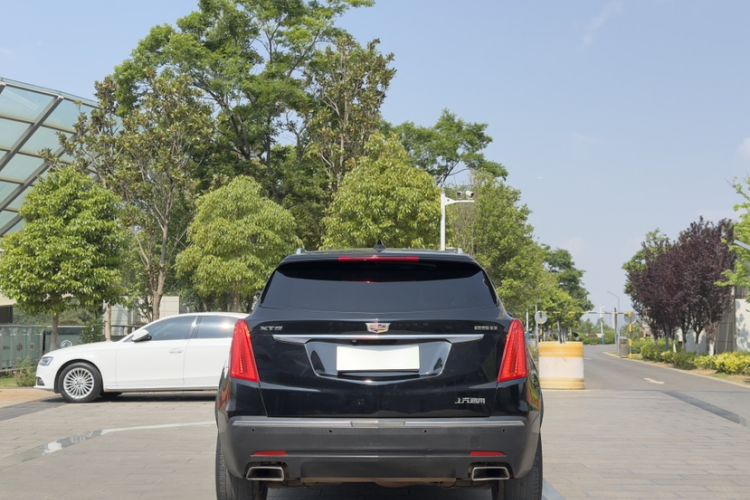 Used Cadillac XT5 2018 25T Luxury Model