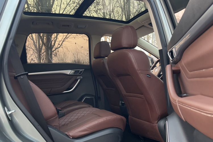 Used Hanteng V7 2019 1.5T Automatic Flagship Model 7 Seats China V Emission Standard
